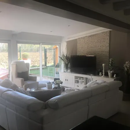 Holiday home En Proche Paris Aeroport Cdg *